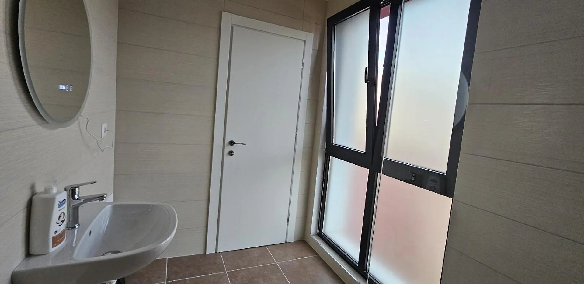 Sm Favorite Apartment Tirana